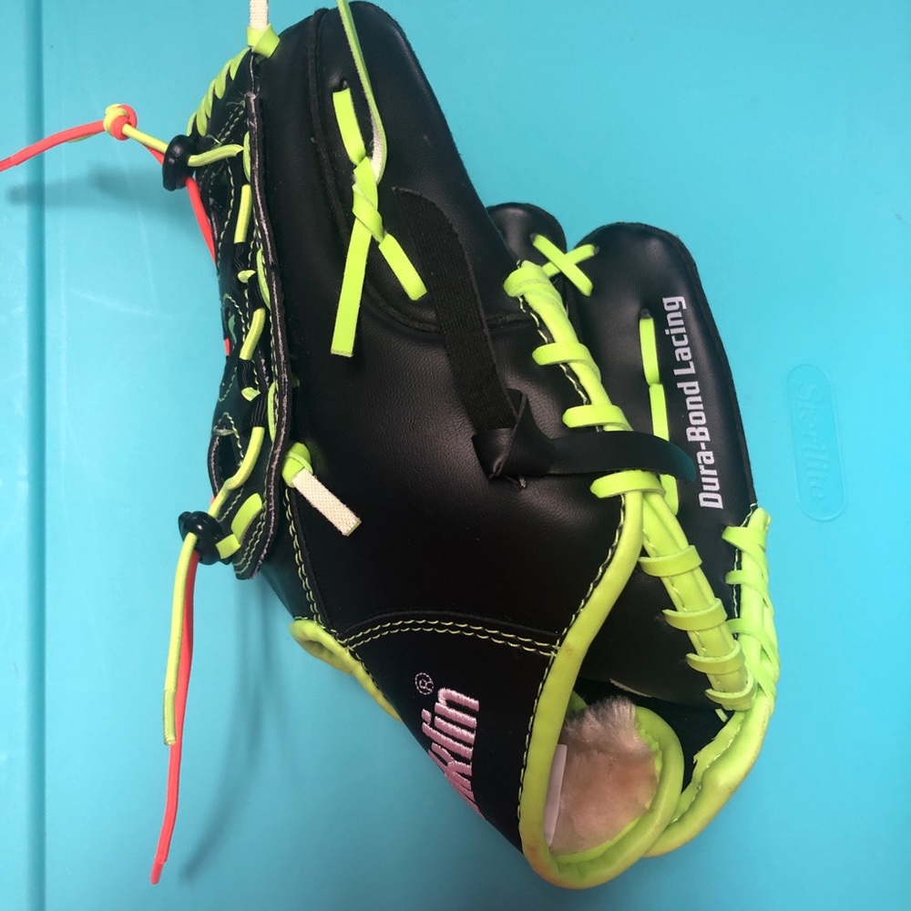 Kids Franklin 10” Baseball Glove Ages 4-7